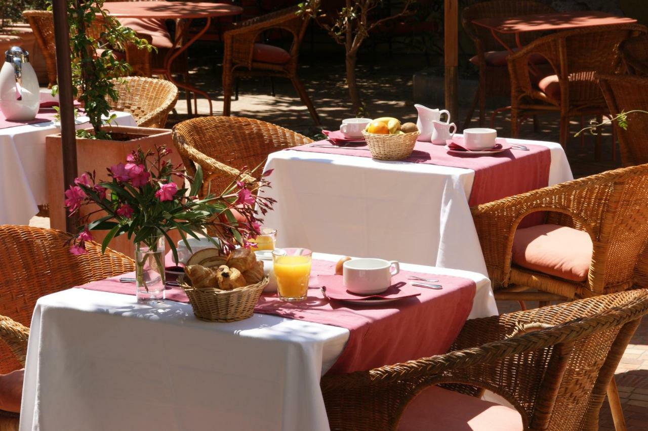 Auberge Des Glycines Porquerolles Buitenkant foto